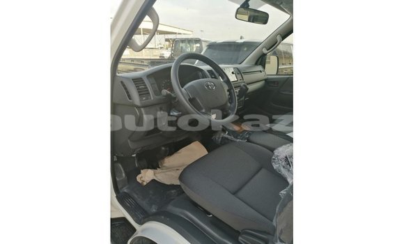 Buy Import Toyota Hiace White Car in Import - Dubai in Akmecet Buy Import Toyota Hiace White Car in Import - Dubai in Akmecet