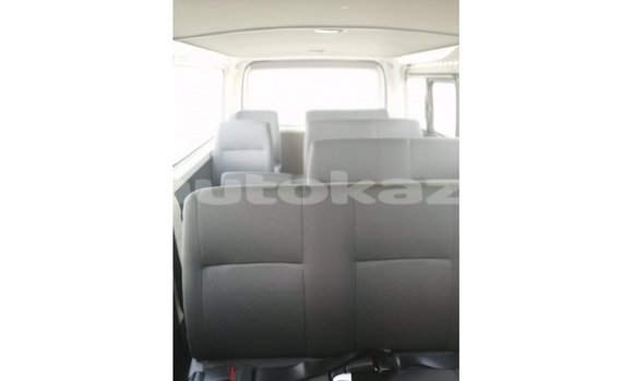 Buy Import Toyota Hiace White Car in Import - Dubai in Akmecet Buy Import Toyota Hiace White Car in Import - Dubai in Akmecet