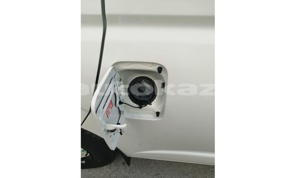 Buy Import Toyota Hiace White Car in Import - Dubai in Akmecet Buy Import Toyota Hiace White Car in Import - Dubai in Akmecet