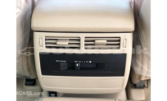 Buy Import Toyota Land Cruiser White Car in Import - Dubai in Akmecet Buy Import Toyota Land Cruiser White Car in Import - Dubai in Akmecet