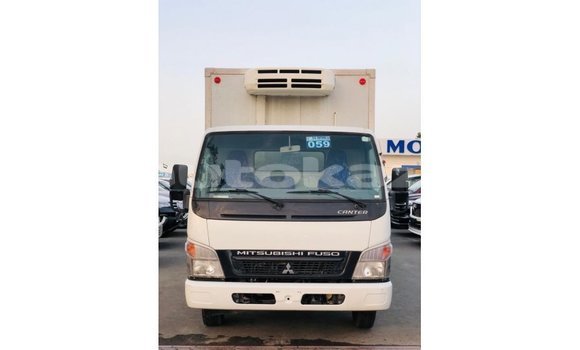 Buy Import Mitsubishi Carisma White Car in Import - Dubai in Akmecet Buy Import Mitsubishi Carisma White Car in Import - Dubai in Akmecet