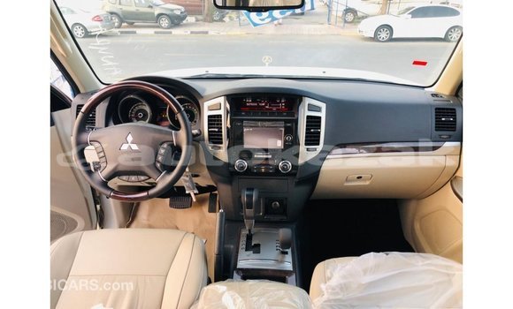 Buy Import Mitsubishi Pajero White Car in Import - Dubai in Akmecet Buy Import Mitsubishi Pajero White Car in Import - Dubai in Akmecet