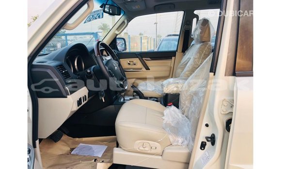 Buy Import Mitsubishi Pajero White Car in Import - Dubai in Akmecet Buy Import Mitsubishi Pajero White Car in Import - Dubai in Akmecet