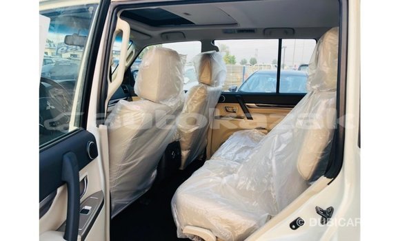 Buy Import Mitsubishi Pajero White Car in Import - Dubai in Akmecet Buy Import Mitsubishi Pajero White Car in Import - Dubai in Akmecet