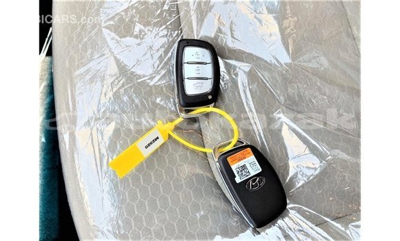 Buy Import Hyundai Elantra White Car in Import - Dubai in Akmecet Buy Import Hyundai Elantra White Car in Import - Dubai in Akmecet