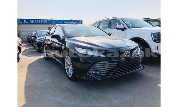 Buy Import Toyota Camry Black Car in Import - Dubai in Akmecet