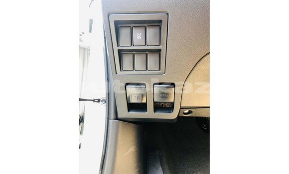 Buy Import Toyota Hilux White Car in Import - Dubai in Akmecet Buy Import Toyota Hilux White Car in Import - Dubai in Akmecet