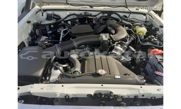 Buy Import Toyota Land Cruiser White Car in Import - Dubai in Akmecet Buy Import Toyota Land Cruiser White Car in Import - Dubai in Akmecet
