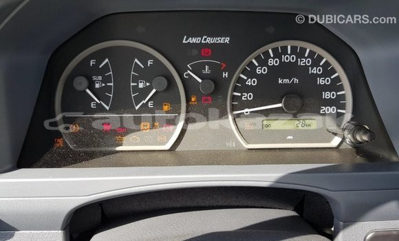 Buy Import Toyota Land Cruiser White Car in Import - Dubai in Akmecet Buy Import Toyota Land Cruiser White Car in Import - Dubai in Akmecet