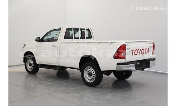 Buy Import Toyota Hilux White Car in Import - Dubai in Akmecet Buy Import Toyota Hilux White Car in Import - Dubai in Akmecet