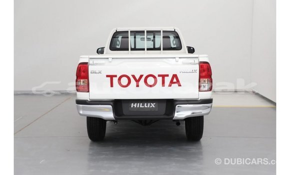 Buy Import Toyota Hilux White Car in Import - Dubai in Akmecet Buy Import Toyota Hilux White Car in Import - Dubai in Akmecet