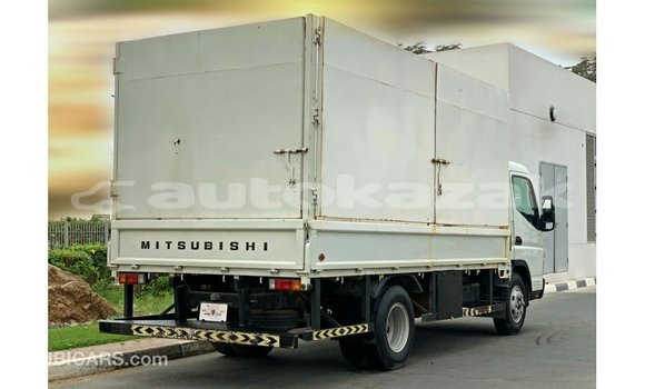 Buy Import Mitsubishi Carisma White Car in Import - Dubai in Akmecet Buy Import Mitsubishi Carisma White Car in Import - Dubai in Akmecet