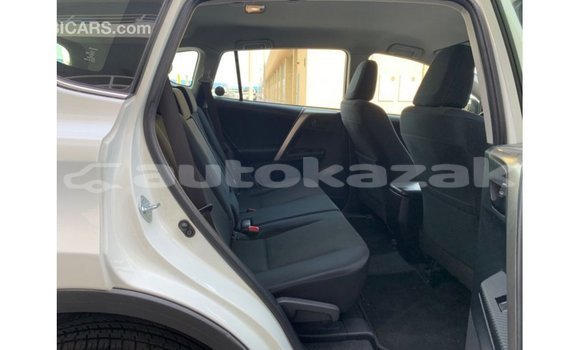 Buy Import Toyota 4Runner White Car in Import - Dubai in Akmecet Buy Import Toyota 4Runner White Car in Import - Dubai in Akmecet