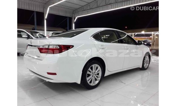 Buy Import Lexus ES White Car in Import - Dubai in Akmecet Buy Import Lexus ES White Car in Import - Dubai in Akmecet