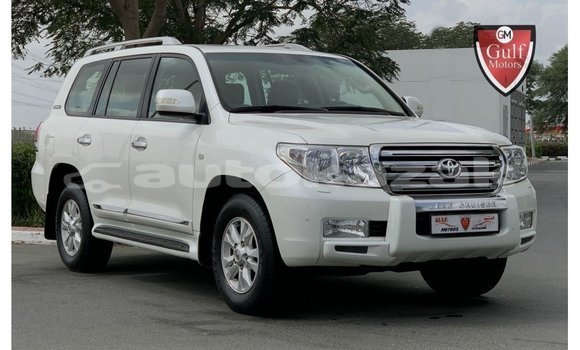 Buy Import Toyota Land Cruiser White Car in Import - Dubai in Akmecet Buy Import Toyota Land Cruiser White Car in Import - Dubai in Akmecet