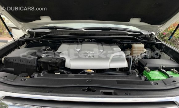Buy Import Toyota Land Cruiser White Car in Import - Dubai in Akmecet Buy Import Toyota Land Cruiser White Car in Import - Dubai in Akmecet