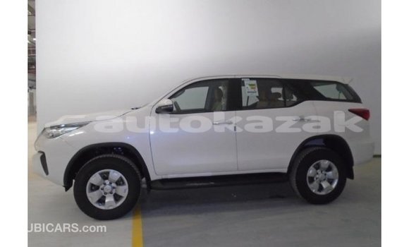 Buy Import Toyota Fortuner White Car in Import - Dubai in Akmecet Buy Import Toyota Fortuner White Car in Import - Dubai in Akmecet