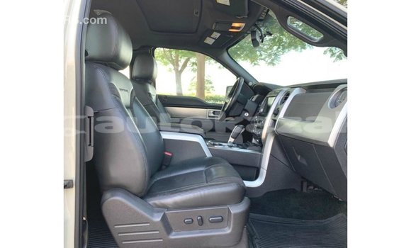 Buy Import Ford Club Wagon Beige Car in Import - Dubai in Akmecet Buy Import Ford Club Wagon Beige Car in Import - Dubai in Akmecet