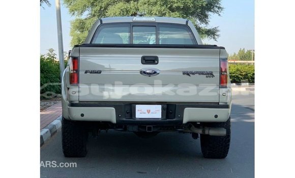 Buy Import Ford Club Wagon Beige Car in Import - Dubai in Akmecet Buy Import Ford Club Wagon Beige Car in Import - Dubai in Akmecet