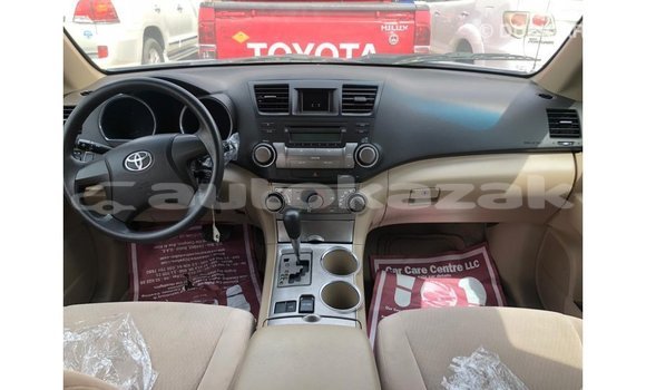 Buy Import Toyota Highlander Blue Car in Import - Dubai in Akmecet Buy Import Toyota Highlander Blue Car in Import - Dubai in Akmecet