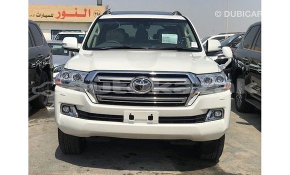 Buy Import Toyota Land Cruiser White Car in Import - Dubai in Akmecet Buy Import Toyota Land Cruiser White Car in Import - Dubai in Akmecet