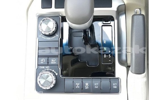 Buy Import Toyota Land Cruiser White Car in Import - Dubai in Akmecet Buy Import Toyota Land Cruiser White Car in Import - Dubai in Akmecet