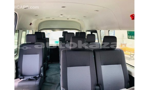 Buy Import Toyota Hiace White Car in Import - Dubai in Akmecet Buy Import Toyota Hiace White Car in Import - Dubai in Akmecet