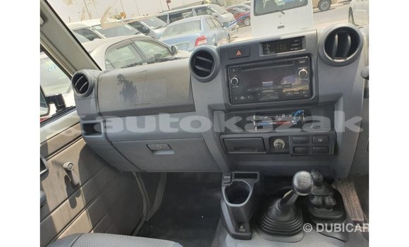 Buy Import Toyota Land Cruiser White Car in Import - Dubai in Akmecet Buy Import Toyota Land Cruiser White Car in Import - Dubai in Akmecet