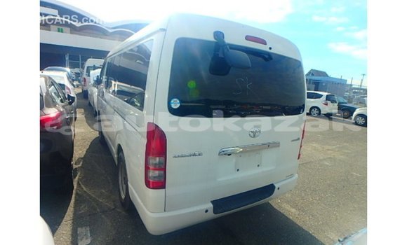Buy Import Toyota Hiace White Car in Import - Dubai in Akmecet Buy Import Toyota Hiace White Car in Import - Dubai in Akmecet