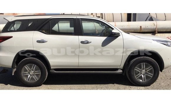 Buy Import Toyota Fortuner White Car in Import - Dubai in Akmecet Buy Import Toyota Fortuner White Car in Import - Dubai in Akmecet
