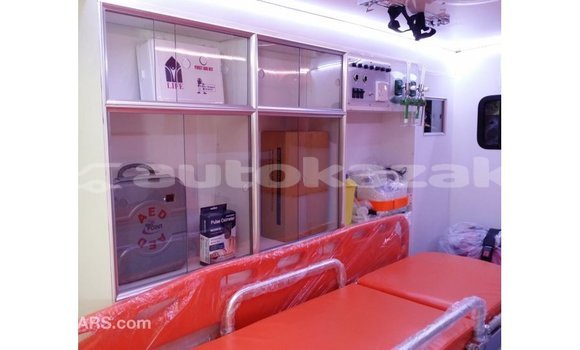 Buy Import Toyota Hiace White Car in Import - Dubai in Akmecet Buy Import Toyota Hiace White Car in Import - Dubai in Akmecet