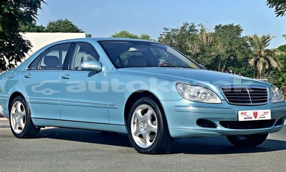 Buy Import Mercedes-Benz 200 Blue Car in Import - Dubai in Akmecet
