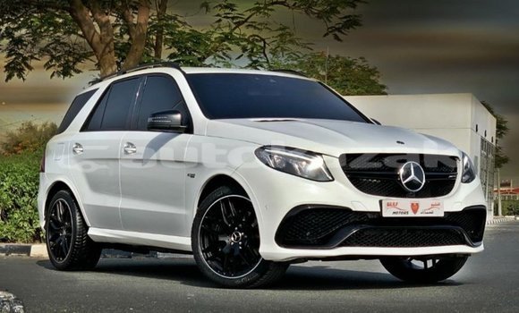 Buy Import Mercedes-Benz GLE White Car in Import - Dubai in Akmecet
