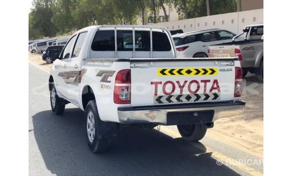 Buy Import Toyota Hilux White Car in Import - Dubai in Akmecet Buy Import Toyota Hilux White Car in Import - Dubai in Akmecet