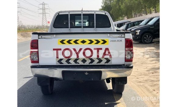 Buy Import Toyota Hilux White Car in Import - Dubai in Akmecet Buy Import Toyota Hilux White Car in Import - Dubai in Akmecet
