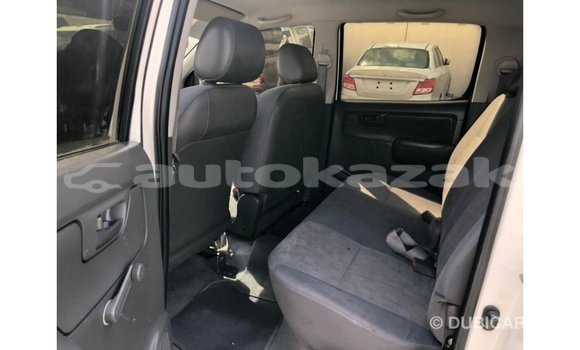 Buy Import Toyota Hilux White Car in Import - Dubai in Akmecet Buy Import Toyota Hilux White Car in Import - Dubai in Akmecet