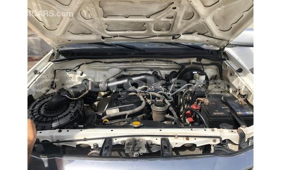 Buy Import Toyota Hilux White Car in Import - Dubai in Akmecet Buy Import Toyota Hilux White Car in Import - Dubai in Akmecet