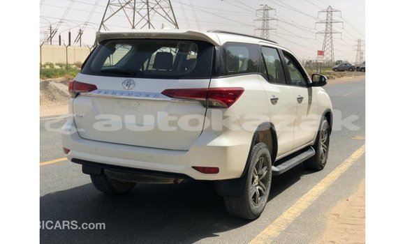 Buy Import Toyota Fortuner White Car in Import - Dubai in Akmecet Buy Import Toyota Fortuner White Car in Import - Dubai in Akmecet