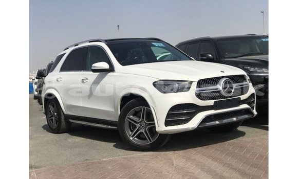 Buy Import Mercedes-Benz GLE White Car in Import - Dubai in Akmecet