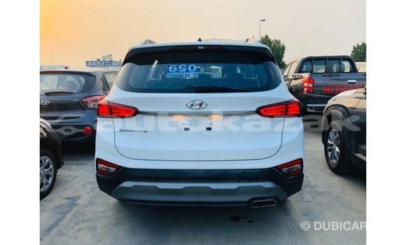 Buy Import Hyundai Santa Fe White Car in Import - Dubai in Akmecet Buy Import Hyundai Santa Fe White Car in Import - Dubai in Akmecet
