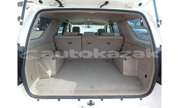 Buy Import Toyota Hilux White Car in Import - Dubai in Akmecet Buy Import Toyota Hilux White Car in Import - Dubai in Akmecet
