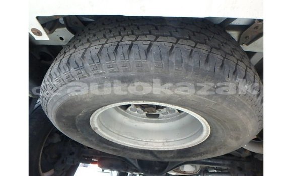 Buy Import Toyota Hilux White Car in Import - Dubai in Akmecet Buy Import Toyota Hilux White Car in Import - Dubai in Akmecet