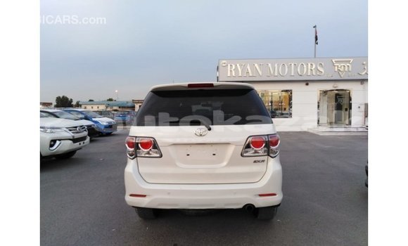 Buy Import Toyota Fortuner White Car in Import - Dubai in Akmecet Buy Import Toyota Fortuner White Car in Import - Dubai in Akmecet