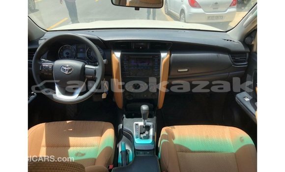 Buy Import Toyota Fortuner White Car in Import - Dubai in Akmecet Buy Import Toyota Fortuner White Car in Import - Dubai in Akmecet