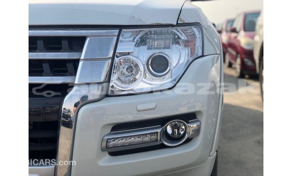 Buy Import Mitsubishi Pajero Black Car in Import - Dubai in Akmecet Buy Import Mitsubishi Pajero Black Car in Import - Dubai in Akmecet