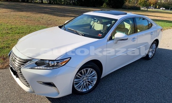 Buy Used Lexus ES White Car in Akadir in Karagandi Buy Used Lexus ES White Car in Akadir in Karagandi