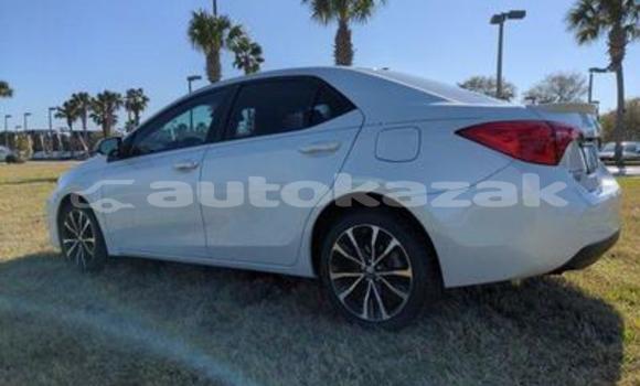 Buy Used Toyota Corolla White Car in Abay in Karagandi Buy Used Toyota Corolla White Car in Abay in Karagandi