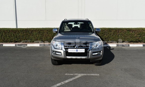 Buy Used Mitsubishi Pajero Silver Car in Import - Dubai in Akmecet Buy Used Mitsubishi Pajero Silver Car in Import - Dubai in Akmecet