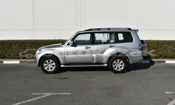 Buy Used Mitsubishi Pajero Silver Car in Import - Dubai in Akmecet Buy Used Mitsubishi Pajero Silver Car in Import - Dubai in Akmecet