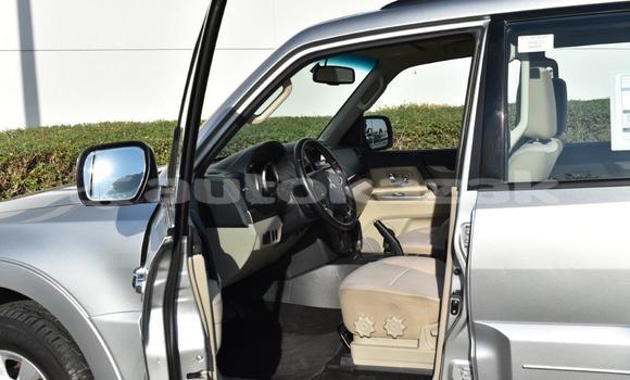 Buy Used Mitsubishi Pajero Silver Car in Import - Dubai in Akmecet Buy Used Mitsubishi Pajero Silver Car in Import - Dubai in Akmecet